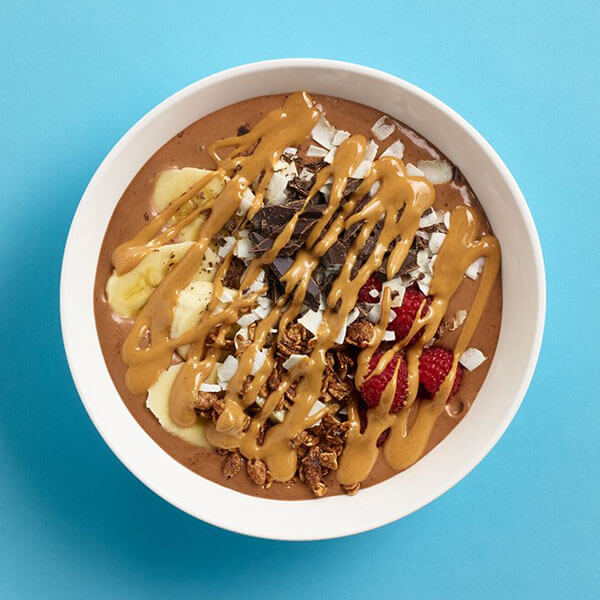 Smoothie bowl à la banane, au chocolat et beurre de cacahuètes SKIPPY®